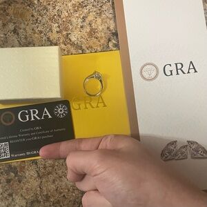 Re adjustable moissanite ring